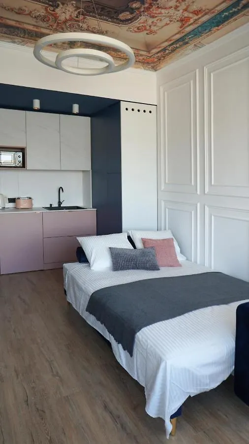 Blue Sunnyside Studio - Central Location Bucharest 0*,  Romania