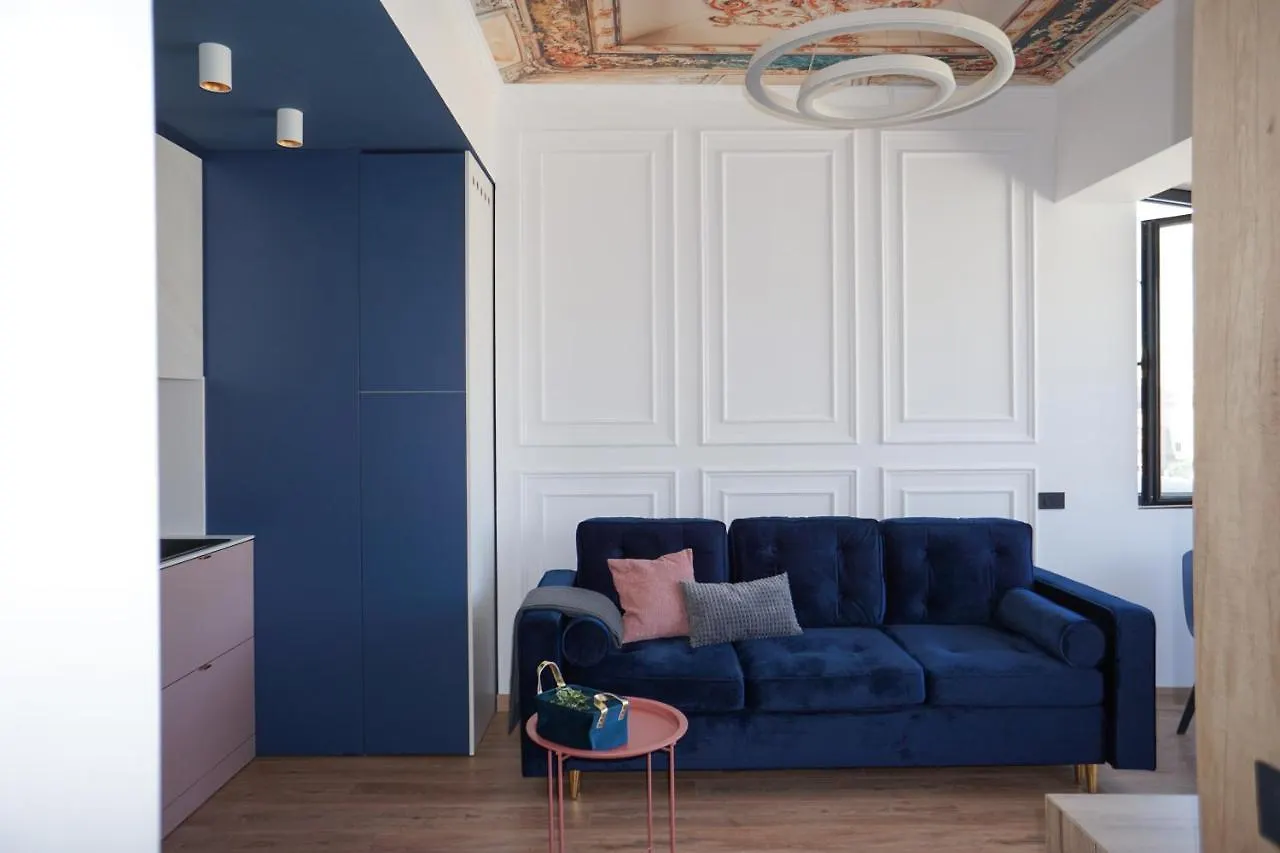 Blue Sunnyside Studio - Central Location Bucharest Romania