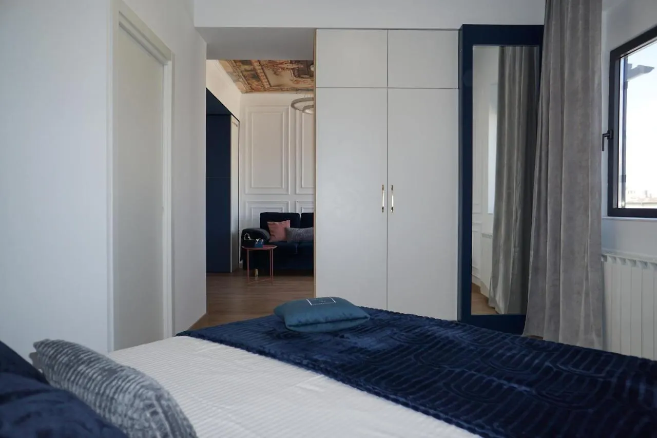 Apartment Blue Sunnyside Studio - Central Location Bucharest